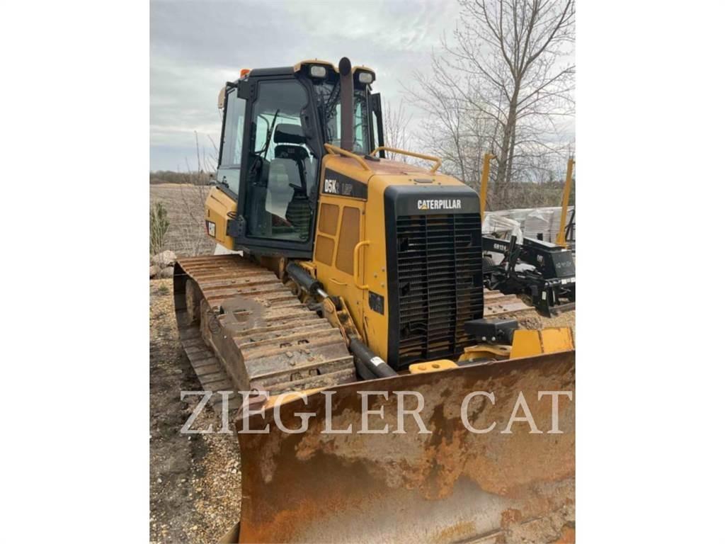 CAT D5K2LGP Telaketjupuskutraktorit