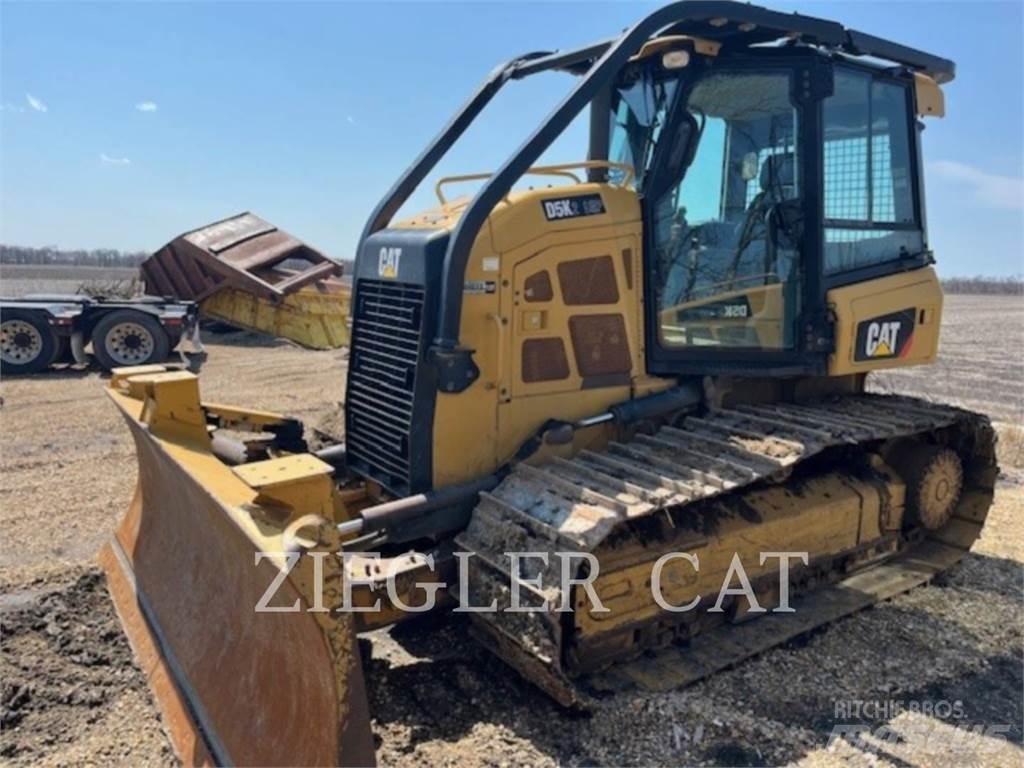 CAT D5K2LGP Telaketjupuskutraktorit