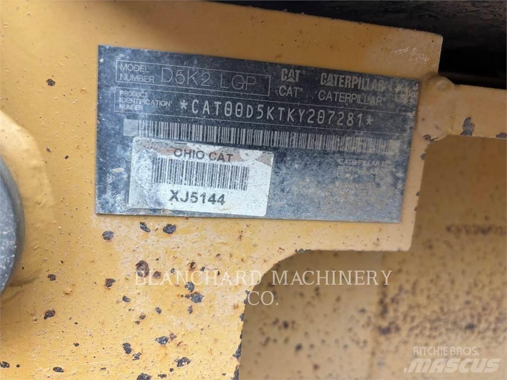 CAT D5K2LGP Telaketjupuskutraktorit