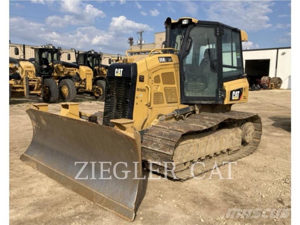 CAT D5K2LGP Telaketjupuskutraktorit