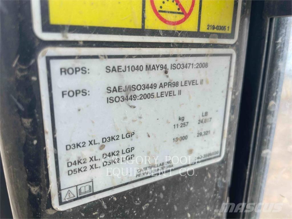 CAT D5K2LGP Telaketjupuskutraktorit