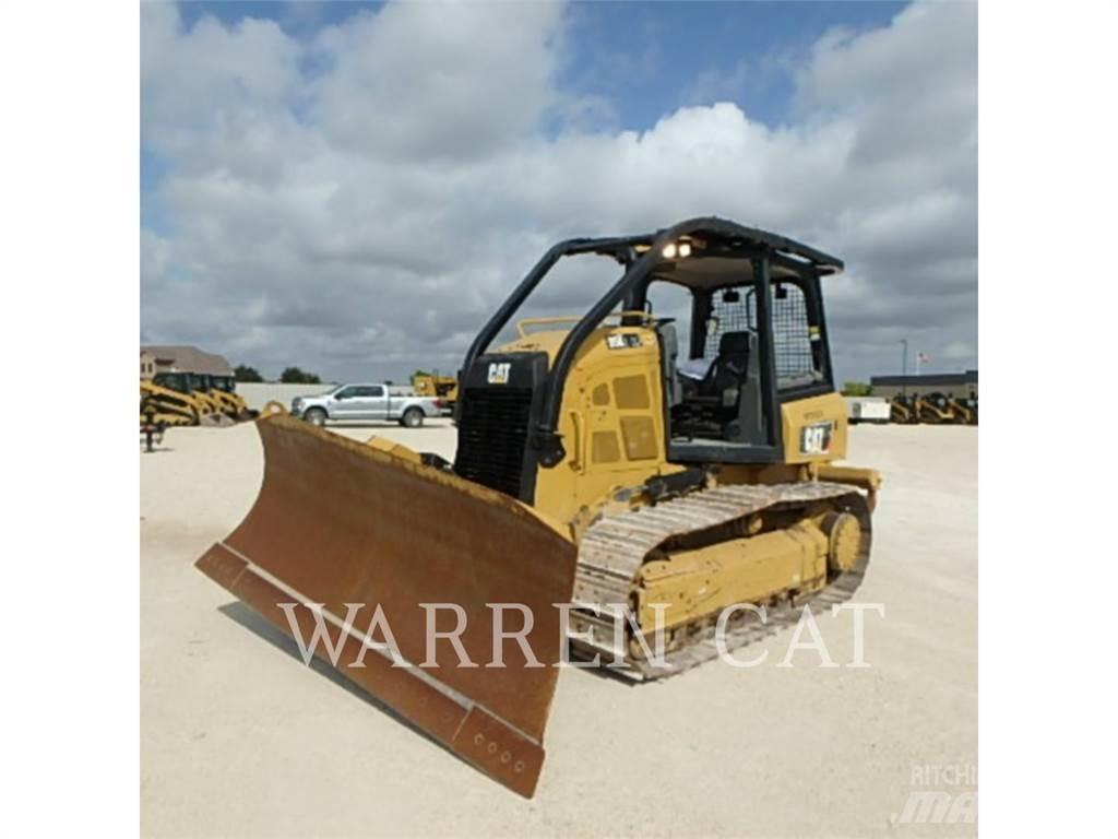 CAT D5K2XL Telaketjupuskutraktorit