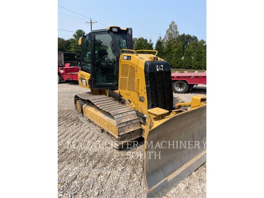 CAT D5K2XL Telaketjupuskutraktorit