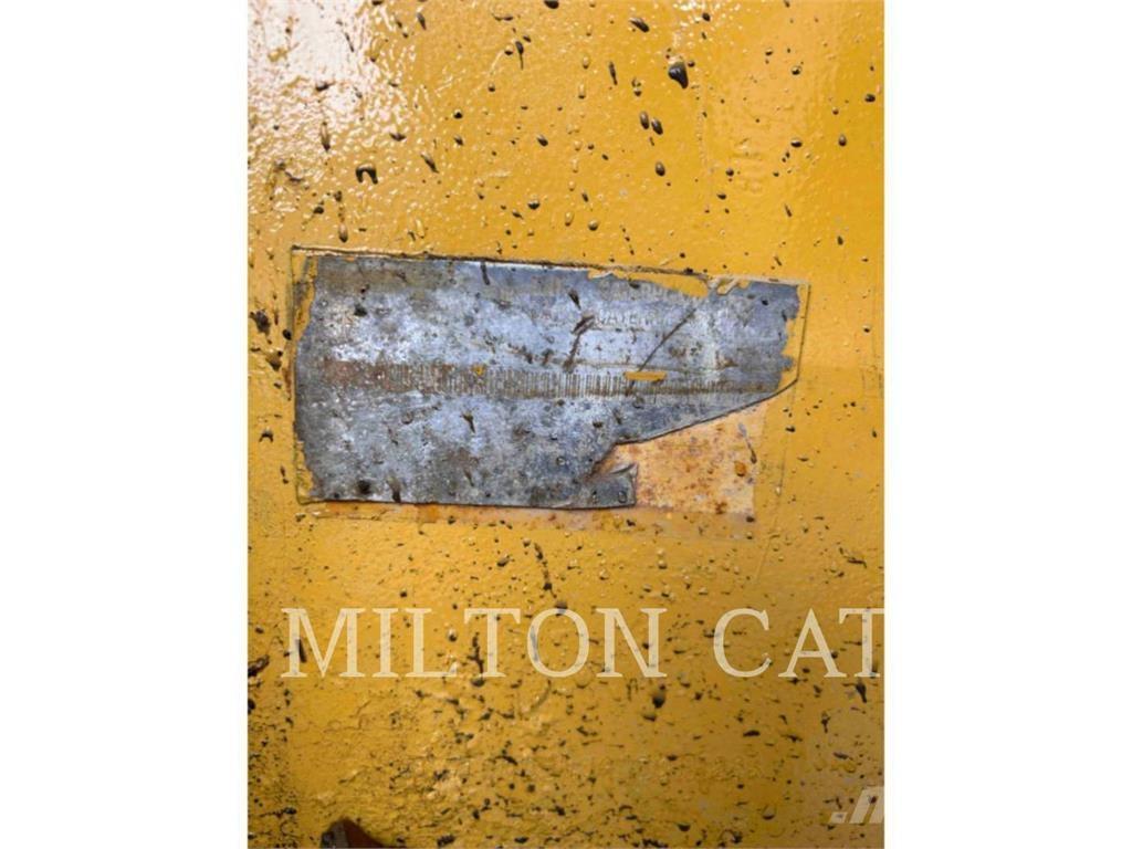 CAT D5NLGP Telaketjupuskutraktorit