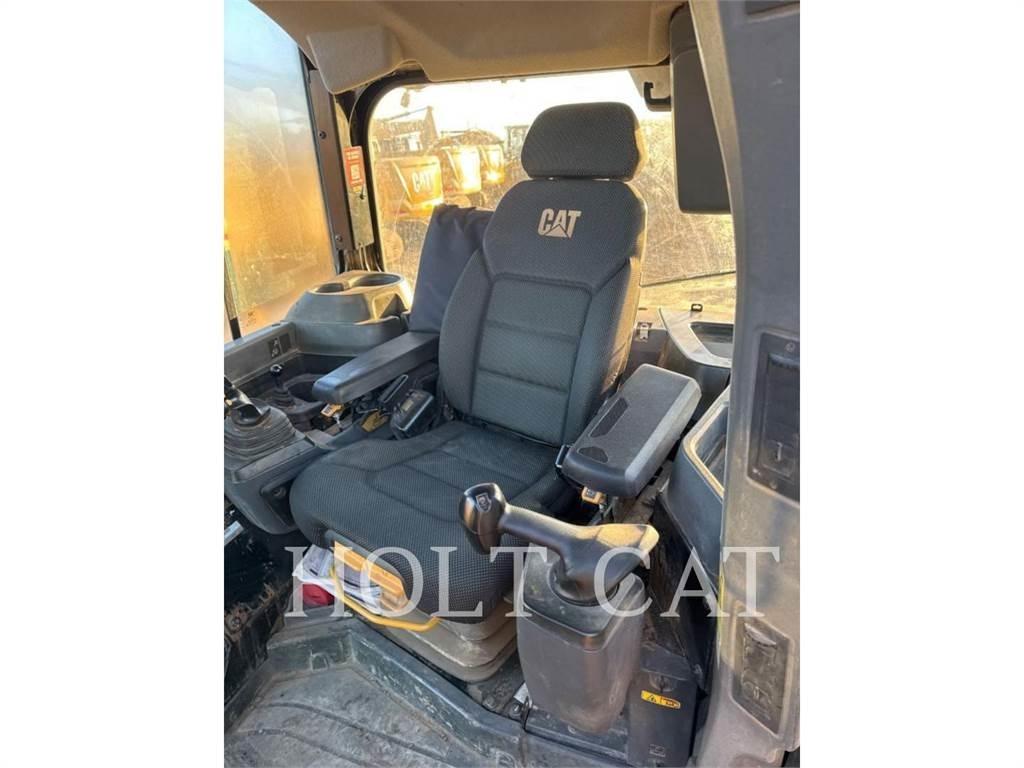 CAT D6 Telaketjupuskutraktorit