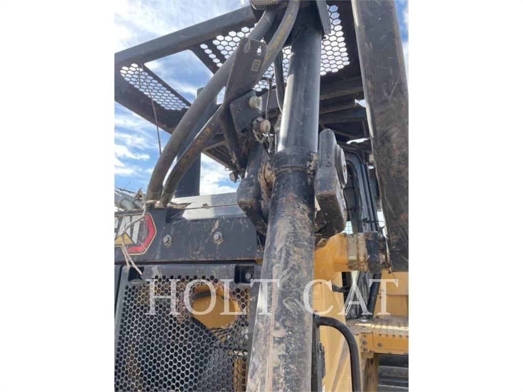 CAT D6 Telaketjupuskutraktorit