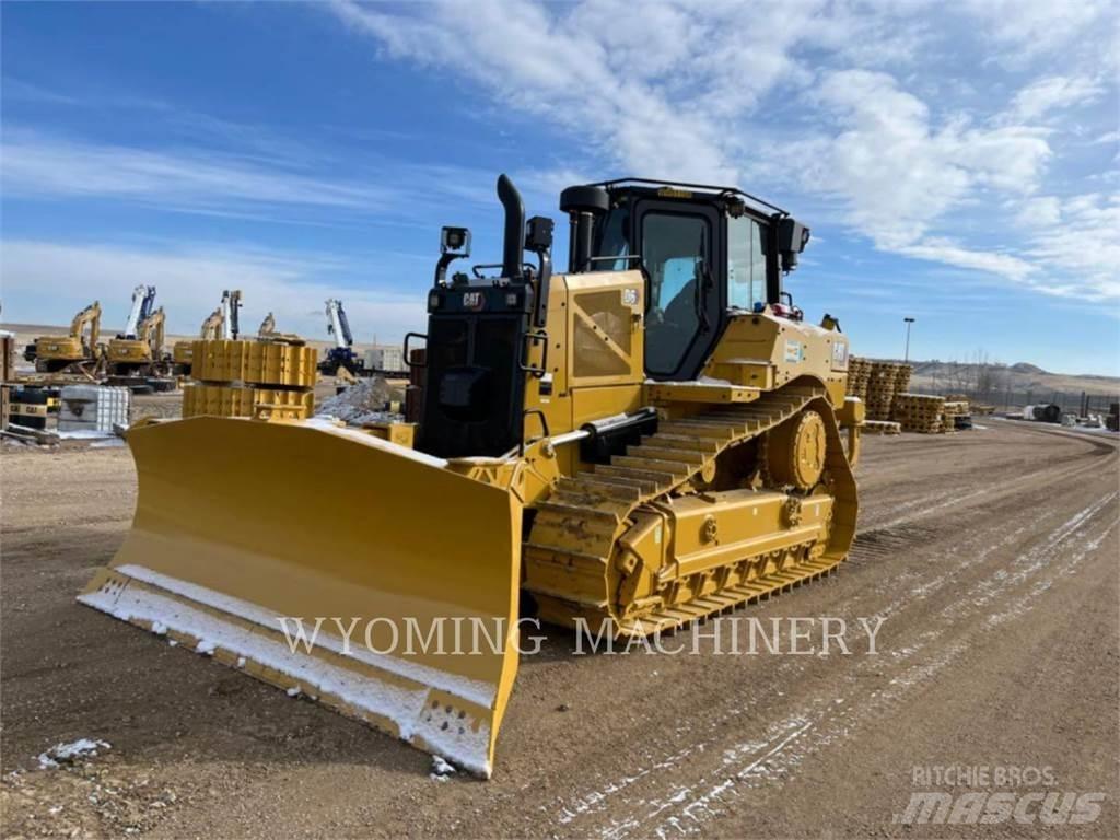 CAT D6 Telaketjupuskutraktorit