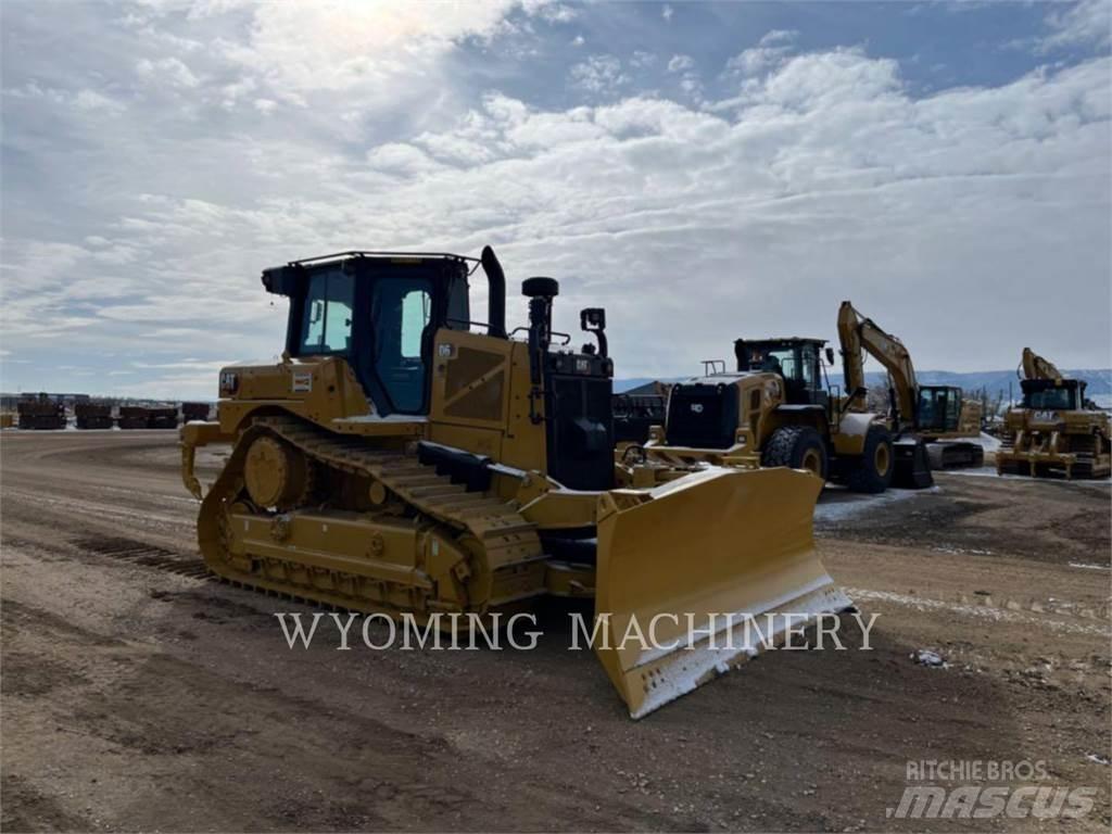 CAT D6 Telaketjupuskutraktorit