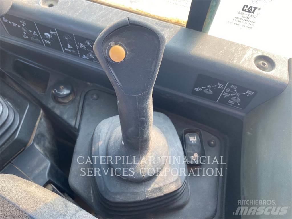 CAT D6 Telaketjupuskutraktorit