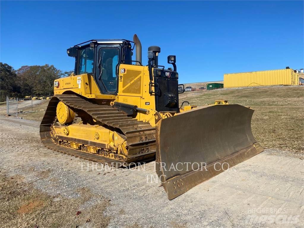 CAT D6 Telaketjupuskutraktorit