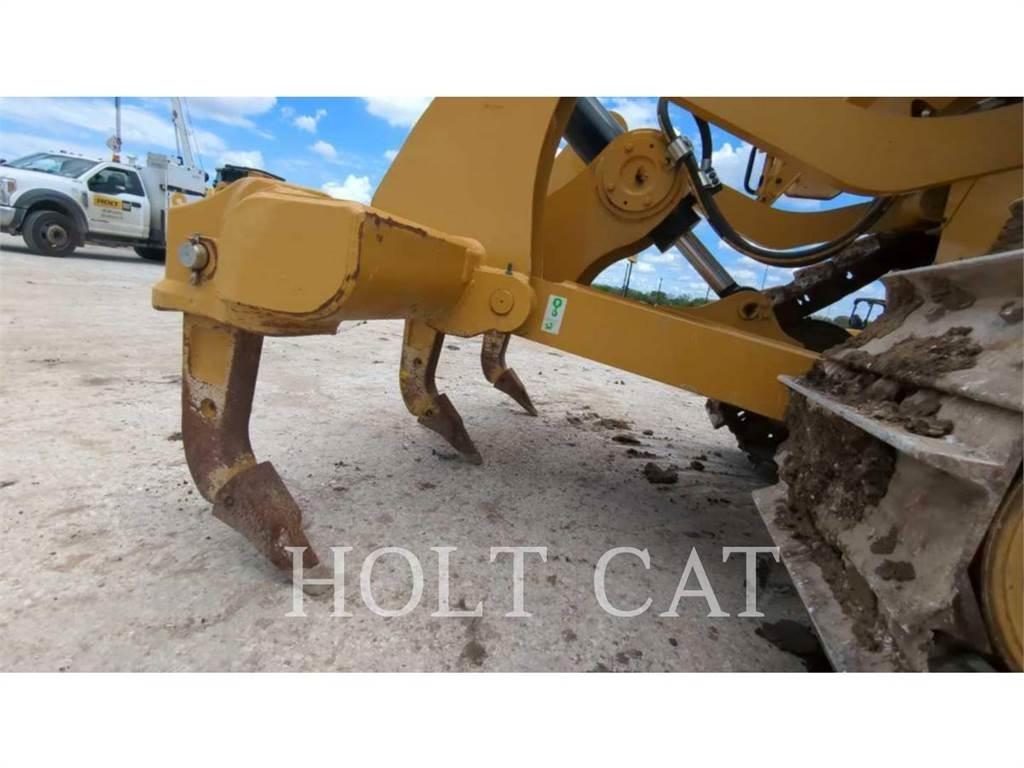CAT D6 Telaketjupuskutraktorit