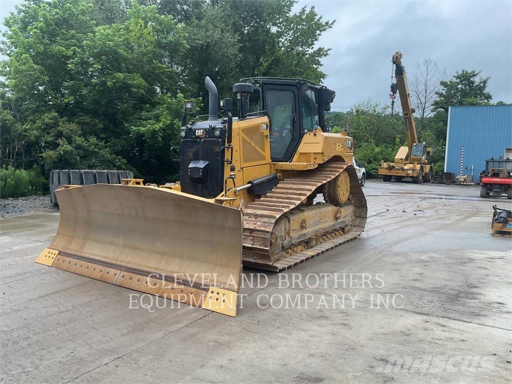 CAT D6 Telaketjupuskutraktorit