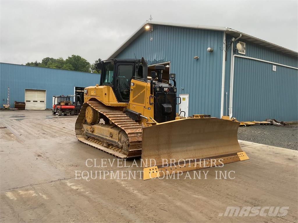CAT D6 Telaketjupuskutraktorit