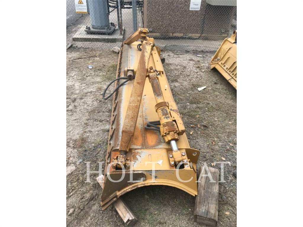 CAT D6 LGP Telaketjupuskutraktorit