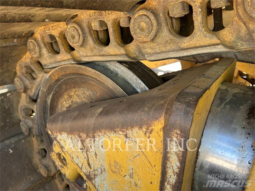 CAT D6 LGP 3D Telaketjupuskutraktorit