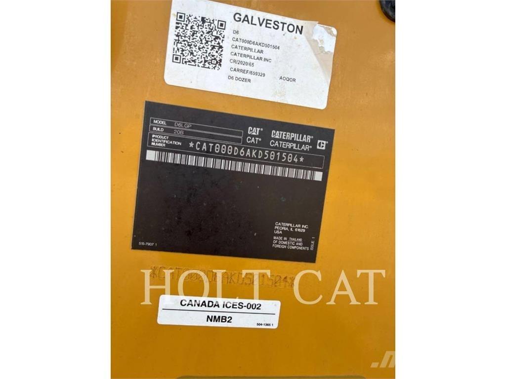 CAT D6 LGPVP3 Telaketjupuskutraktorit