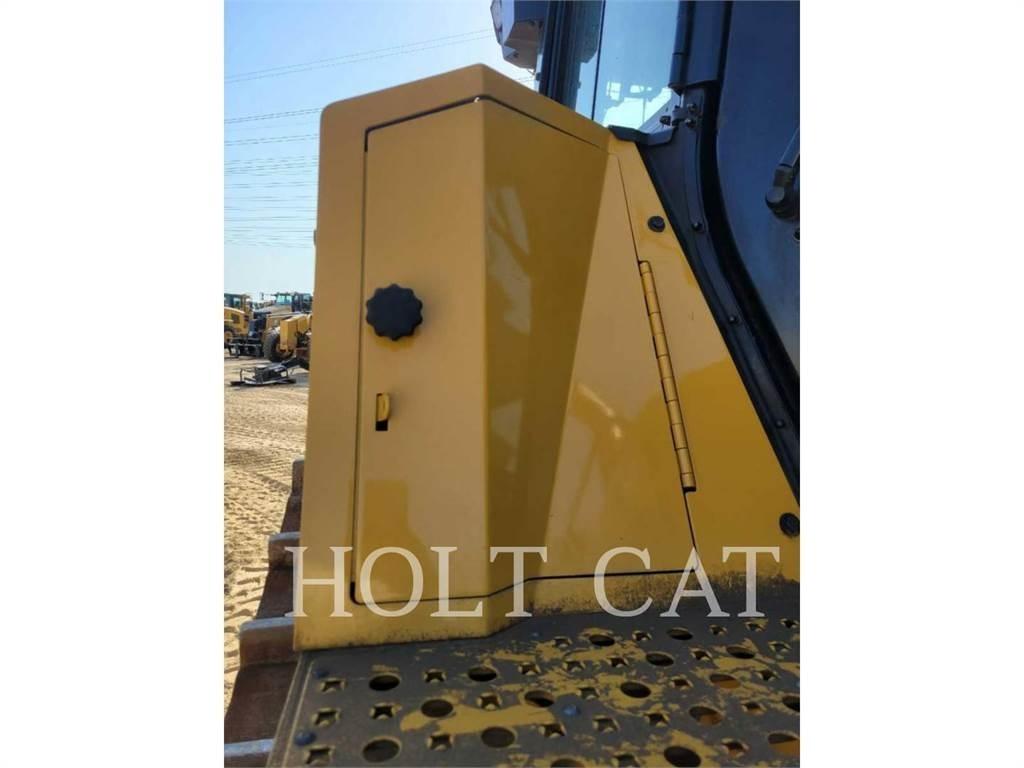 CAT D6 VP Telaketjupuskutraktorit