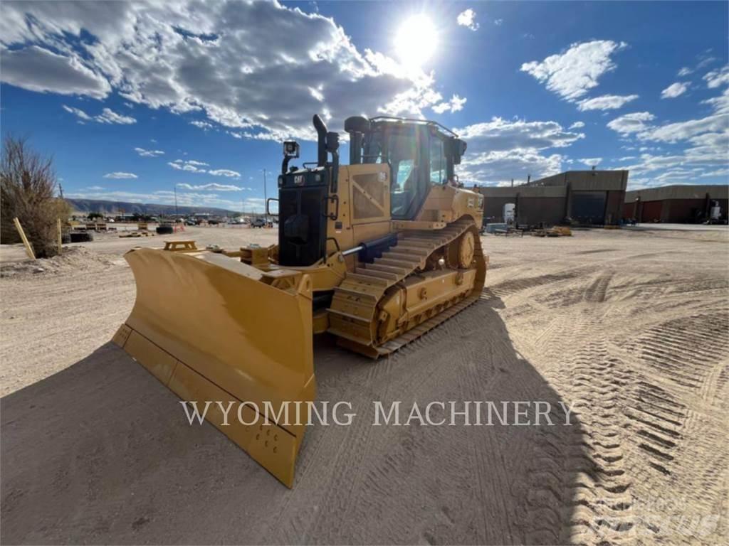 CAT D6 VP Telaketjupuskutraktorit