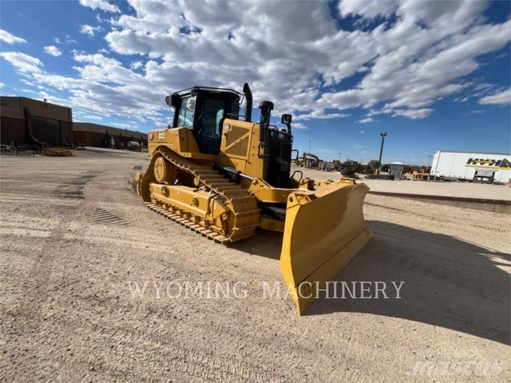 CAT D6 VP Telaketjupuskutraktorit