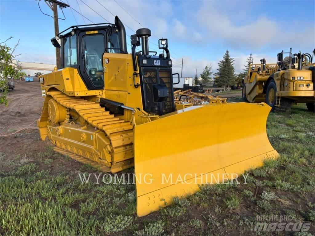 CAT D6 VP Telaketjupuskutraktorit