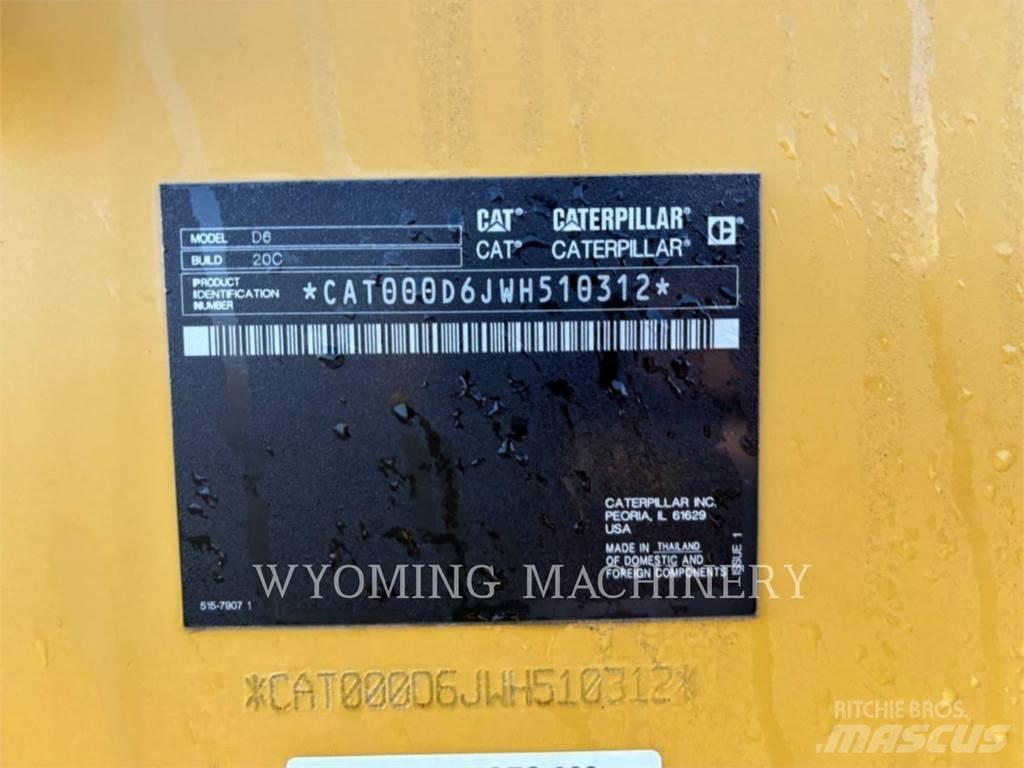 CAT D6 VP Telaketjupuskutraktorit