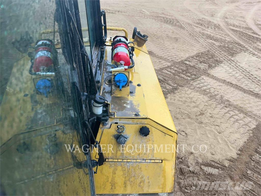 CAT D6 VP Telaketjupuskutraktorit