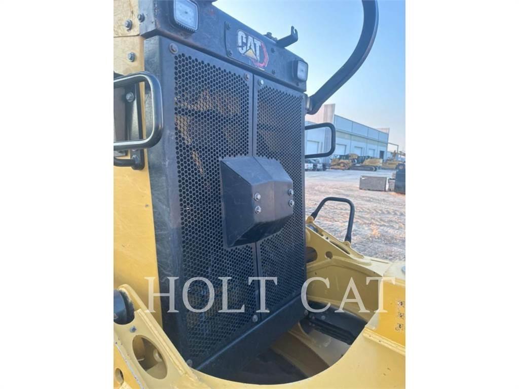 CAT D6 VP3 Telaketjupuskutraktorit