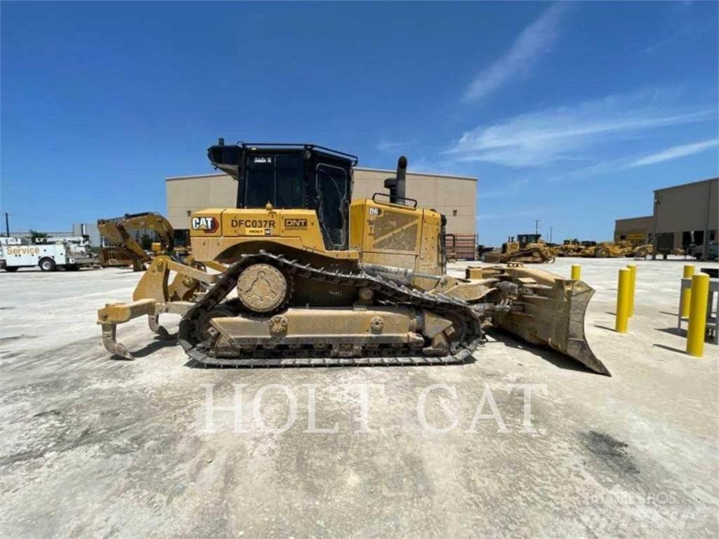 CAT D6 VP3 Telaketjupuskutraktorit