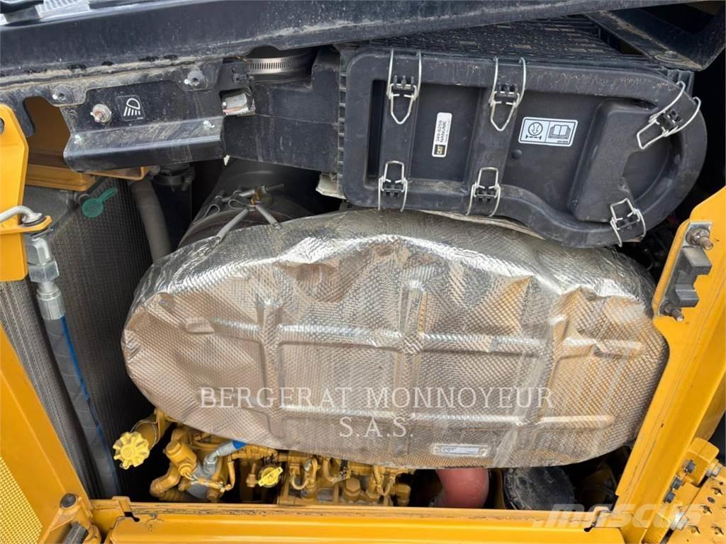 CAT D6 VPAT Telaketjupuskutraktorit