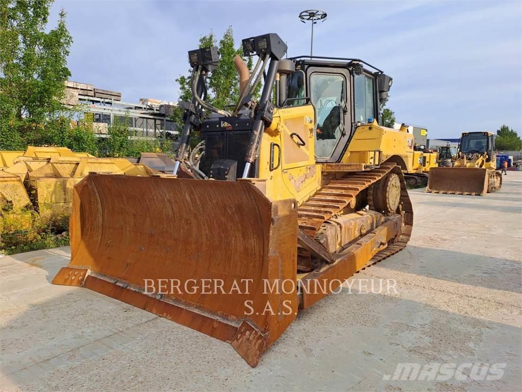 CAT D6 XE Telaketjupuskutraktorit