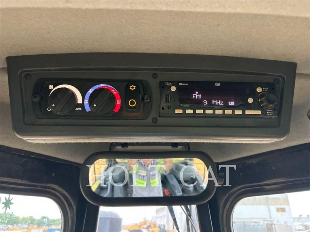 CAT D6 XELGPVP Telaketjupuskutraktorit