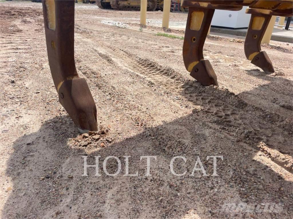 CAT D6 XEVP Telaketjupuskutraktorit