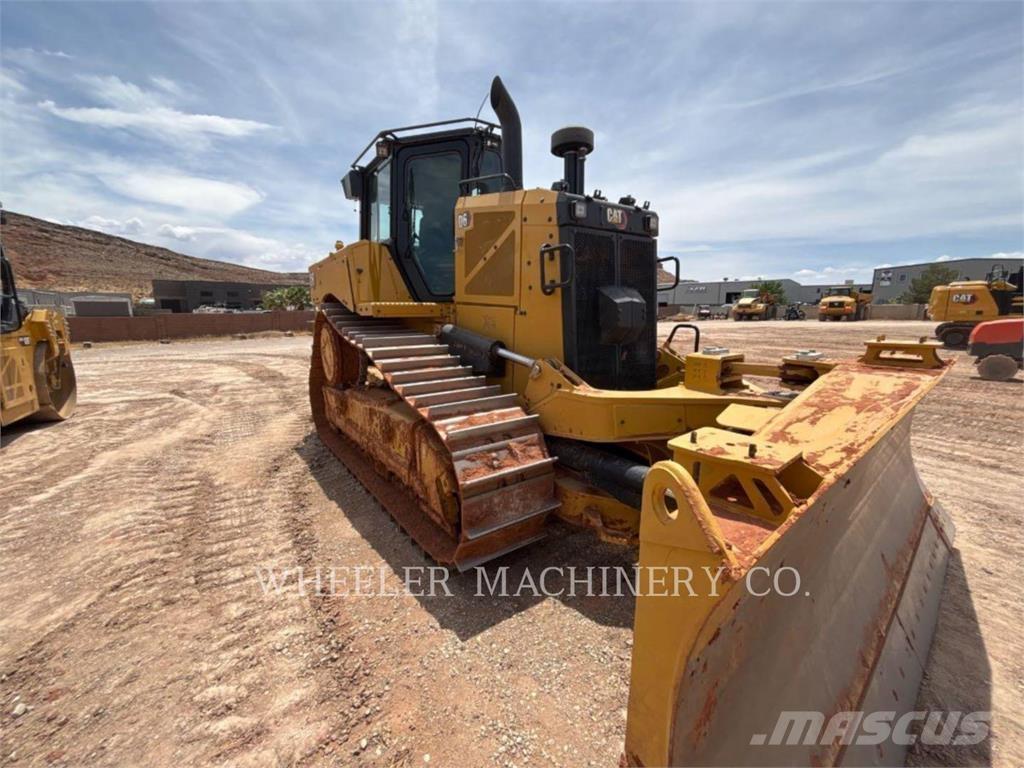 CAT D6 XL VP Telaketjupuskutraktorit