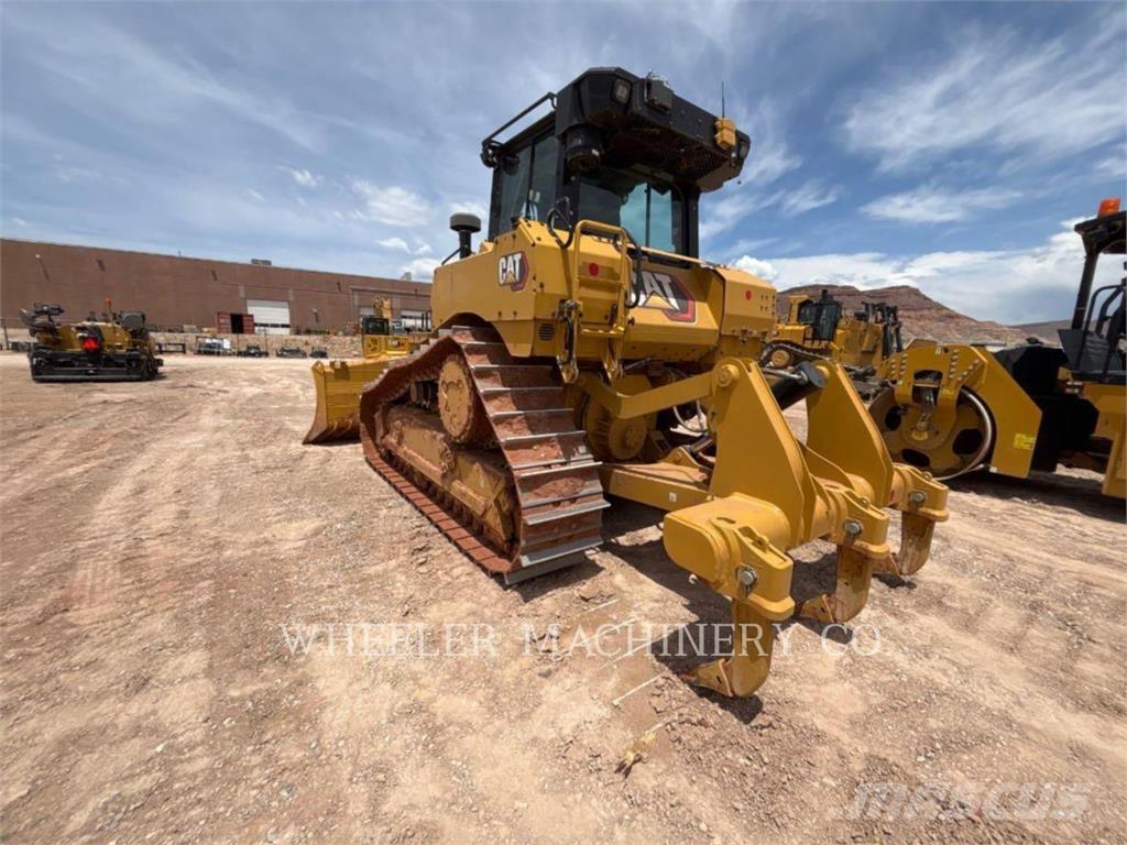 CAT D6 XL VP Telaketjupuskutraktorit