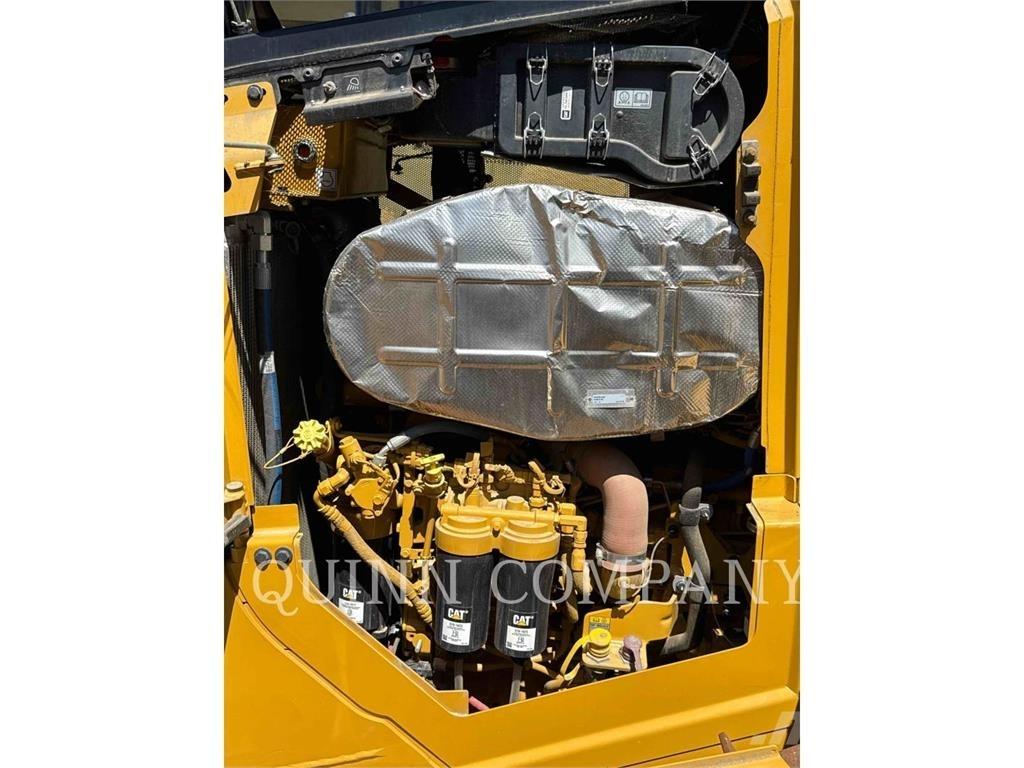 CAT D620 Telaketjupuskutraktorit