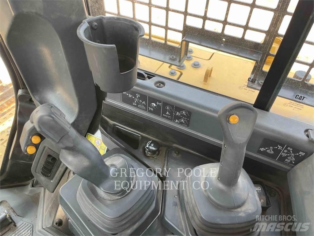 CAT D620VP Telaketjupuskutraktorit