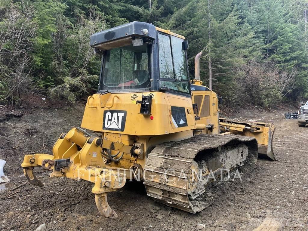 CAT D6K Telaketjupuskutraktorit