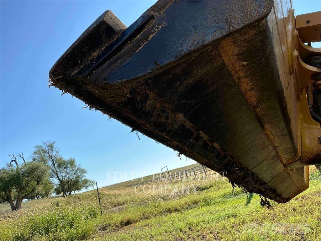 CAT D6K2LGP Telaketjupuskutraktorit