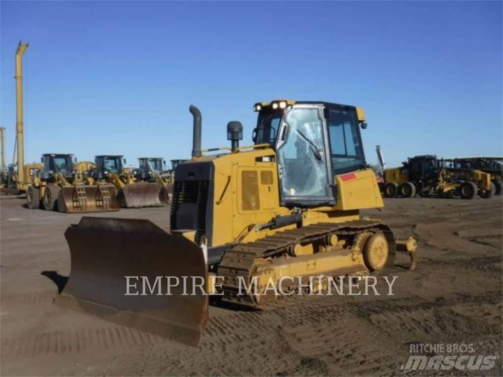 CAT D6K2XL Telaketjupuskutraktorit