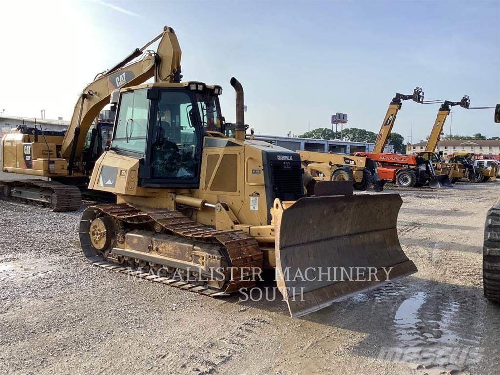 CAT D6KXL Telaketjupuskutraktorit
