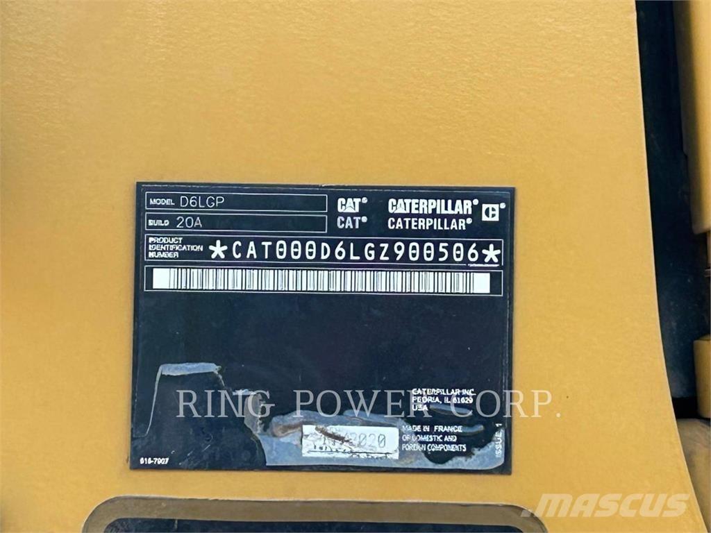 CAT D6LGP Telaketjupuskutraktorit