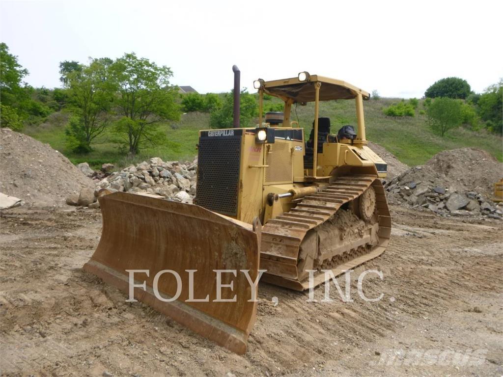 CAT D6MXL Telaketjupuskutraktorit