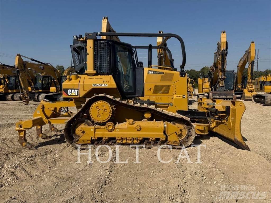 CAT D6N Telaketjupuskutraktorit