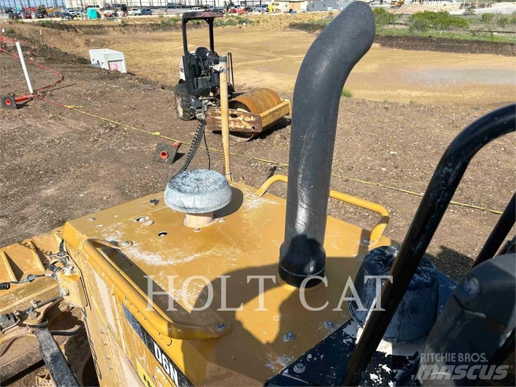 CAT D6N Telaketjupuskutraktorit