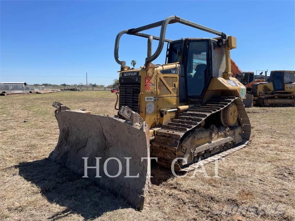 CAT D6N Telaketjupuskutraktorit