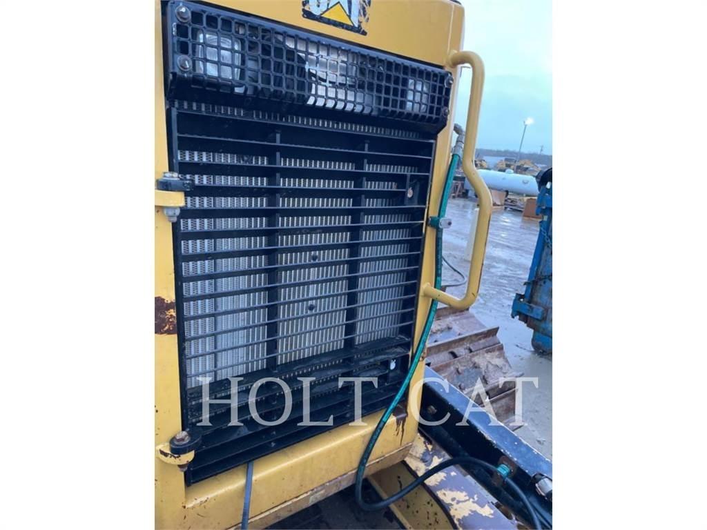 CAT D6N LAND Telaketjupuskutraktorit