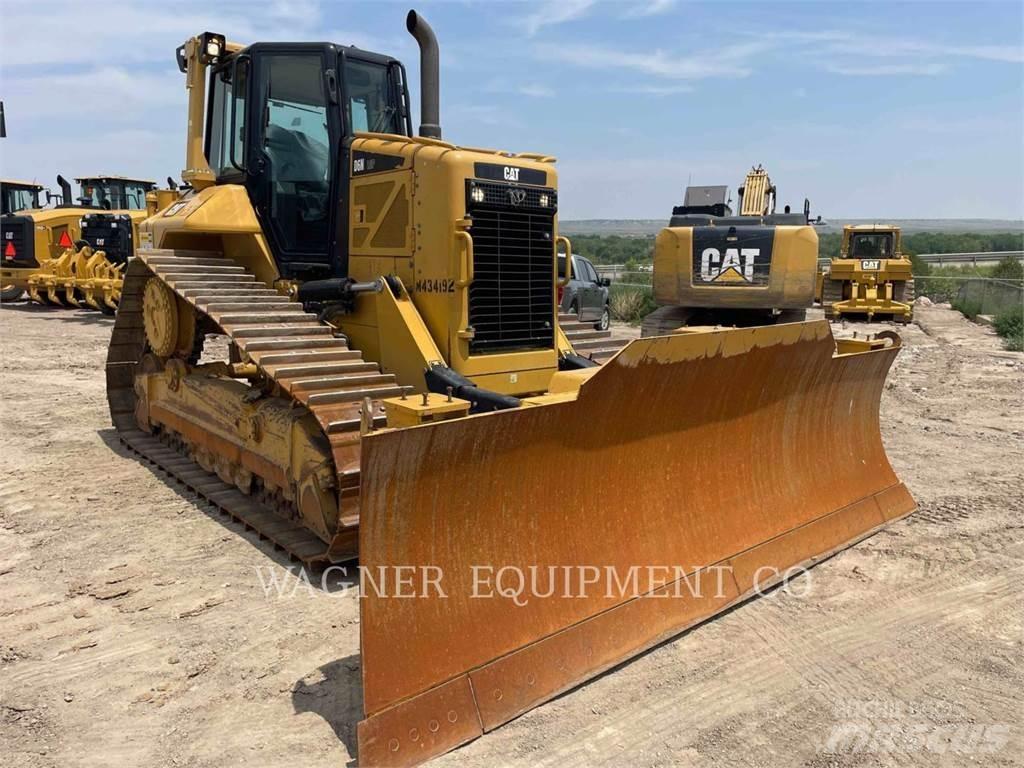 CAT D6N LGP Telaketjupuskutraktorit