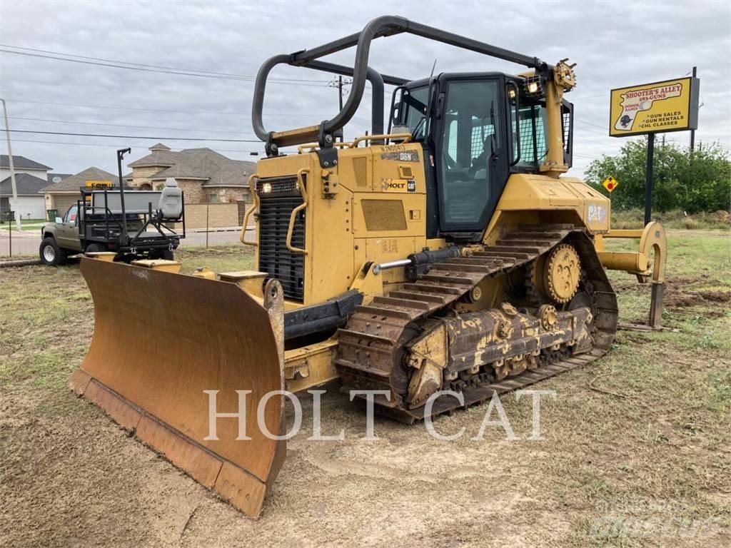 CAT D6N XL Telaketjupuskutraktorit