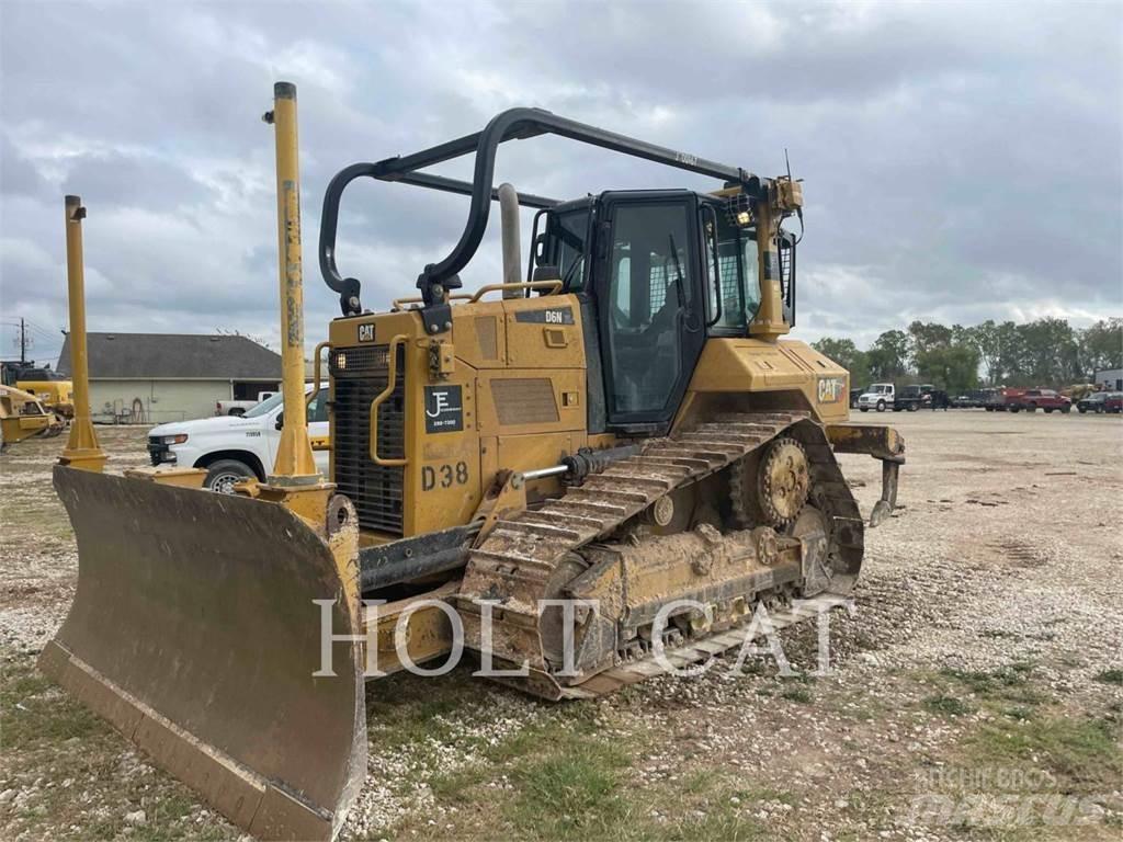 CAT D6N XL Telaketjupuskutraktorit