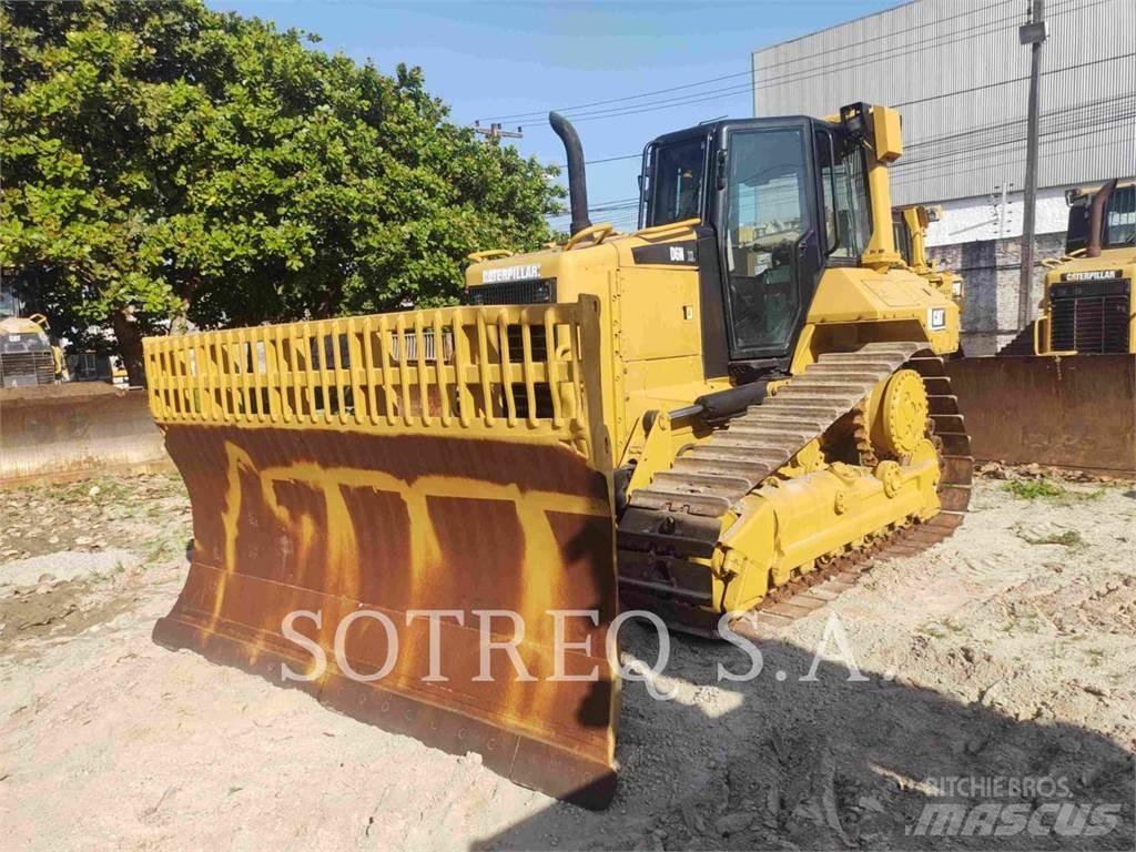 CAT D6NXL Telaketjupuskutraktorit
